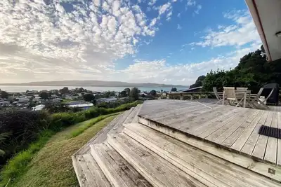 Image de Little Aotea bach with sea views