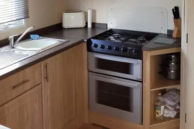 Image de Luxury 8 berth spacious caravan