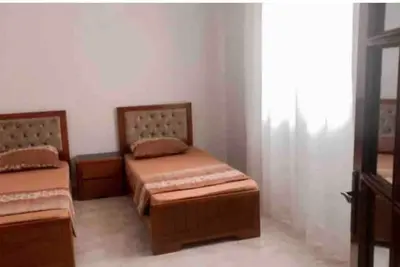 Image de Niveau de Villa Avec Terrasse