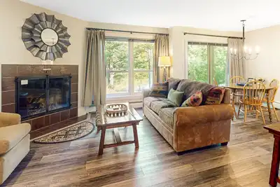 Image de Updated ski condo at Killington with resort amenities & views of slopes