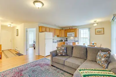 Image de Charming Chester Apartment: Steps to Main Street!