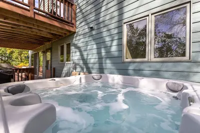 Image de Fox Wood Path l Hot Tub l A&D Rise Getaways