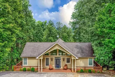 Image de Prima Vista! New listing! Lake House with Beautiful Views in a Secluded Cove