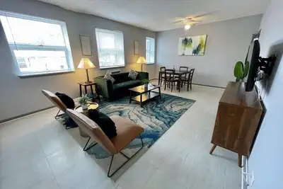 Image de Discover Northside Chicago 2br from Modern Apartment