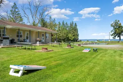 Image de Hidden Harbor Marina Unit 4 - Oneida Lake's Premier Fishing Paradise!