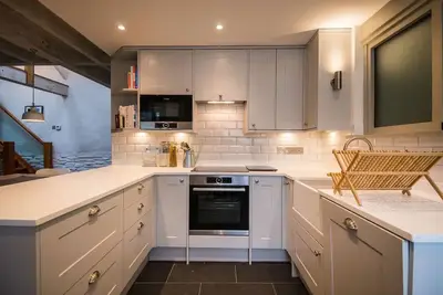 Image de Original Port Isaac Cellar (40yds to beach). 2 x Parking. Dog friendly