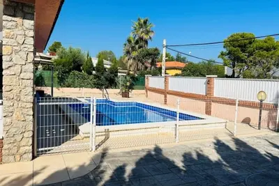 Image de Villa à Ametlla de Mar, piscine privée sécurisée, 6 pers, 3 chambres, climatisée, proche plage