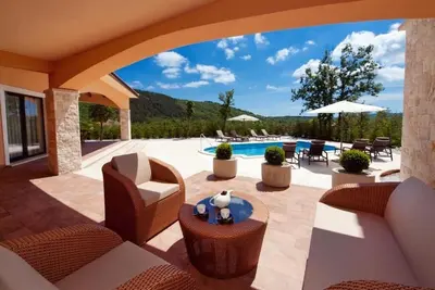 Image de Exclusive Familienvilla mit Wellness und Pool, 4 km vom Meer Entfernt