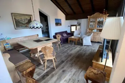Image de Gemütliche Ferienwohnung im Bayerischen Stil für max 3 Erw. + 1 Kind, Zentrumsnah