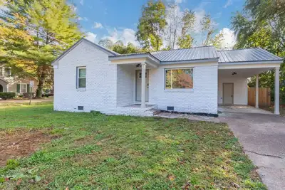 Image de Wildcat Retreat, newly remodeled home. 6 miles away from Bethel University!