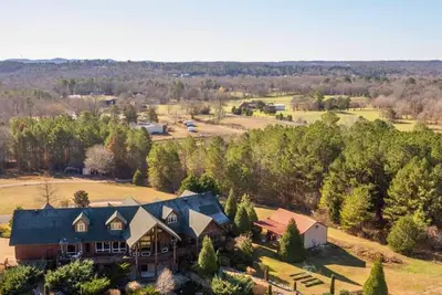 Image de Luxury Retreat w/ Heated Pool - Sleeps 18