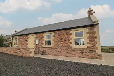 Image de Whinny Cottage, with pool in Embleton
