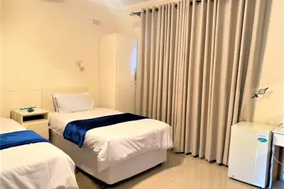 Image de Villa Thabiso twin bed with pool access - 2087