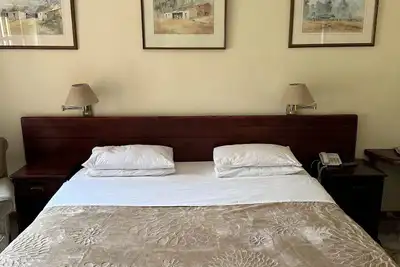 Image de A boutique lodge situated in a serene environment. - 2022