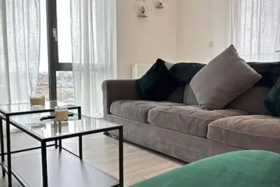 Image de New Modern 2 Bedroom Apartment!