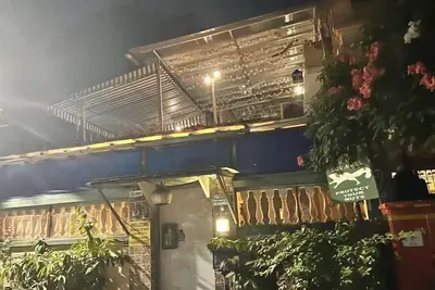 Image de Pvt entry Swiss Chalet Biker’sPlace facing huge terrace sit out. \n\n\n