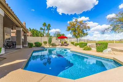 Spacious home with private pool, jetted tub, fireplace, grill, & full kitchen
