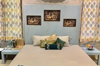 Image de Pvt entry, European room Chico’s Den with terrace\n\n