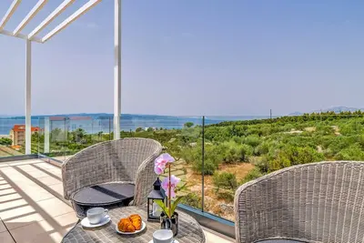 Image de Villa Sea Melody I - Quatre Chambres Villa, Couchages 8