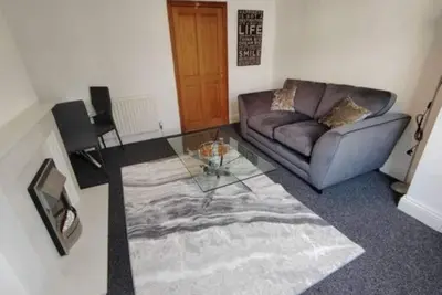 Image de Church View house, 2bed, brighouse central location\n