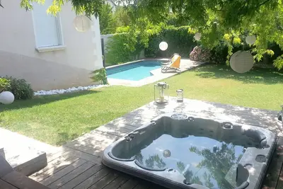 Image de Demeure de charme, avec piscine et spa