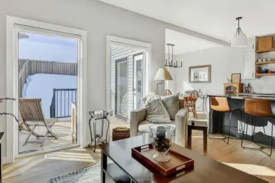 Image de Upscale 3br in Whispering Ridge