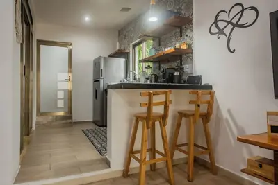 Image de Large 1 bedroom condo close to the beach