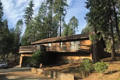 Image de Comfortable Mountain Retreat in Blue Lake Springs