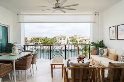 Image de Luxury Cap Cana Marina Condo!