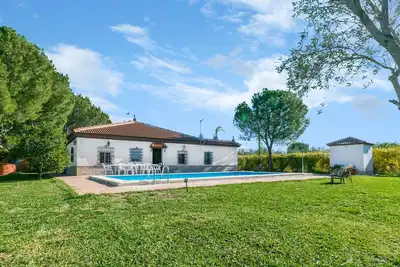 Image de Superbe maison de 3 chambres à Carmona