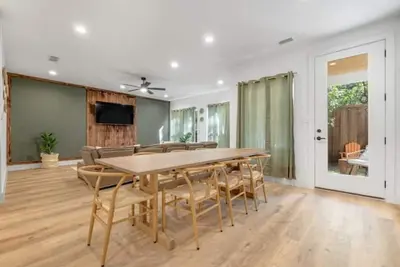 Trinity Oasis  4 Bedrooms Hot Tub