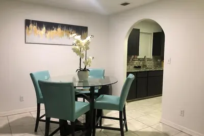 Image de Donna Mint home 3bd -2 bath