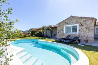 Gladiolus new villa with private pool
