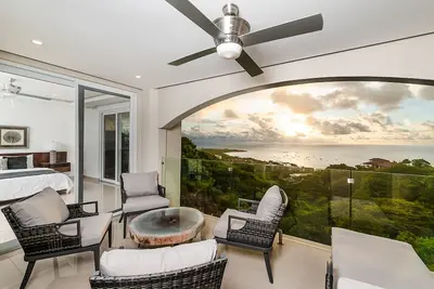 Image de La Vista #B10, amazing Views - Brand New 3 bd Condo overlooking Tamarindo Bay Vista B-10