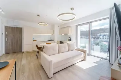 Image de Spacious Apartment with Balcony | Close to the Beach and Parking