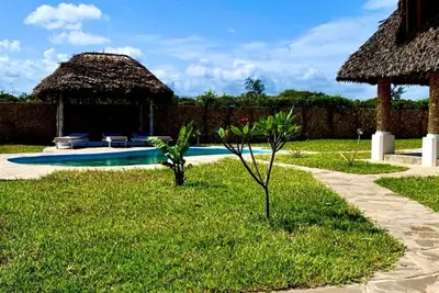 Image de Silver room - in villa with swimming pool 500 meters from the beach