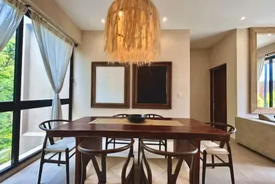 Image de Bohemian Avant-garde 2br Apartment