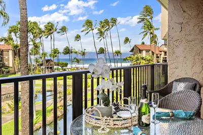 Image de 3rd-floor 1bd condo, near shopping and beaches