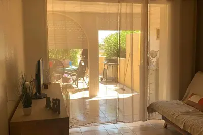 Image de nouveau, residence fermé, clim, piscine, classé 3 ⭐️, 400m de la plage, parking