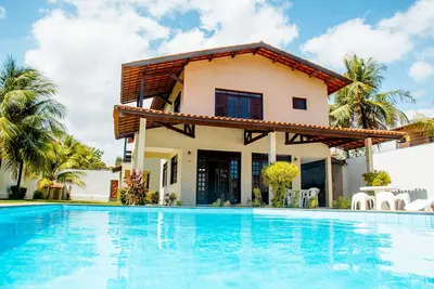 Image de Linda Casa na Praia do Cumbuco com 6 Suítes