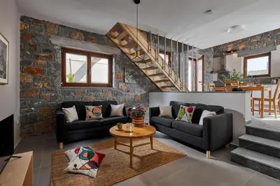 Image de Romantische Villa mit Privatsphäre, Grosse Terrasse mit Aussicht