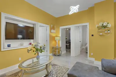 Image de Comfy Seaview 3 bedroom minutes from Yale and the beach