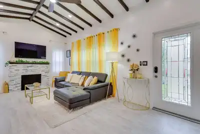 Image de Stylish Miami Home: 2 Mi to Intracoastal Waterway!