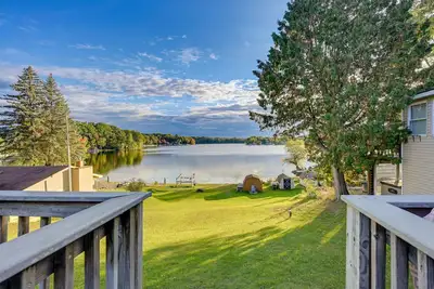 Image de Northern Michigan Summer Retreat on Crooked Lake!