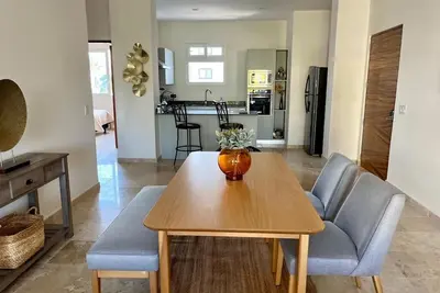 Image de The Perfect Steps Away From The Beach Condo