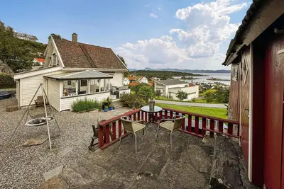 Image de Belle maison à Nedstrand avec WiFi