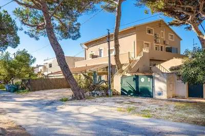 Image de Superbe appartement à Hyères avec WiFi