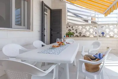 Image de Calilla Apartment | on the beach of Torre Lapillo