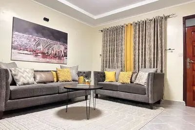 Image de Exquisite fully furnished 2 bedroom 2 bath penthouse 5mins from city center