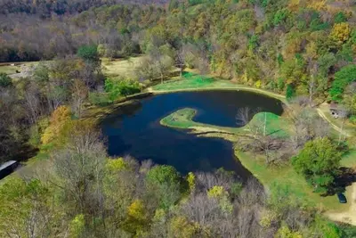 Image de 65Acres HotTub, Sauna, Cold Plunge, Fishing + Golf